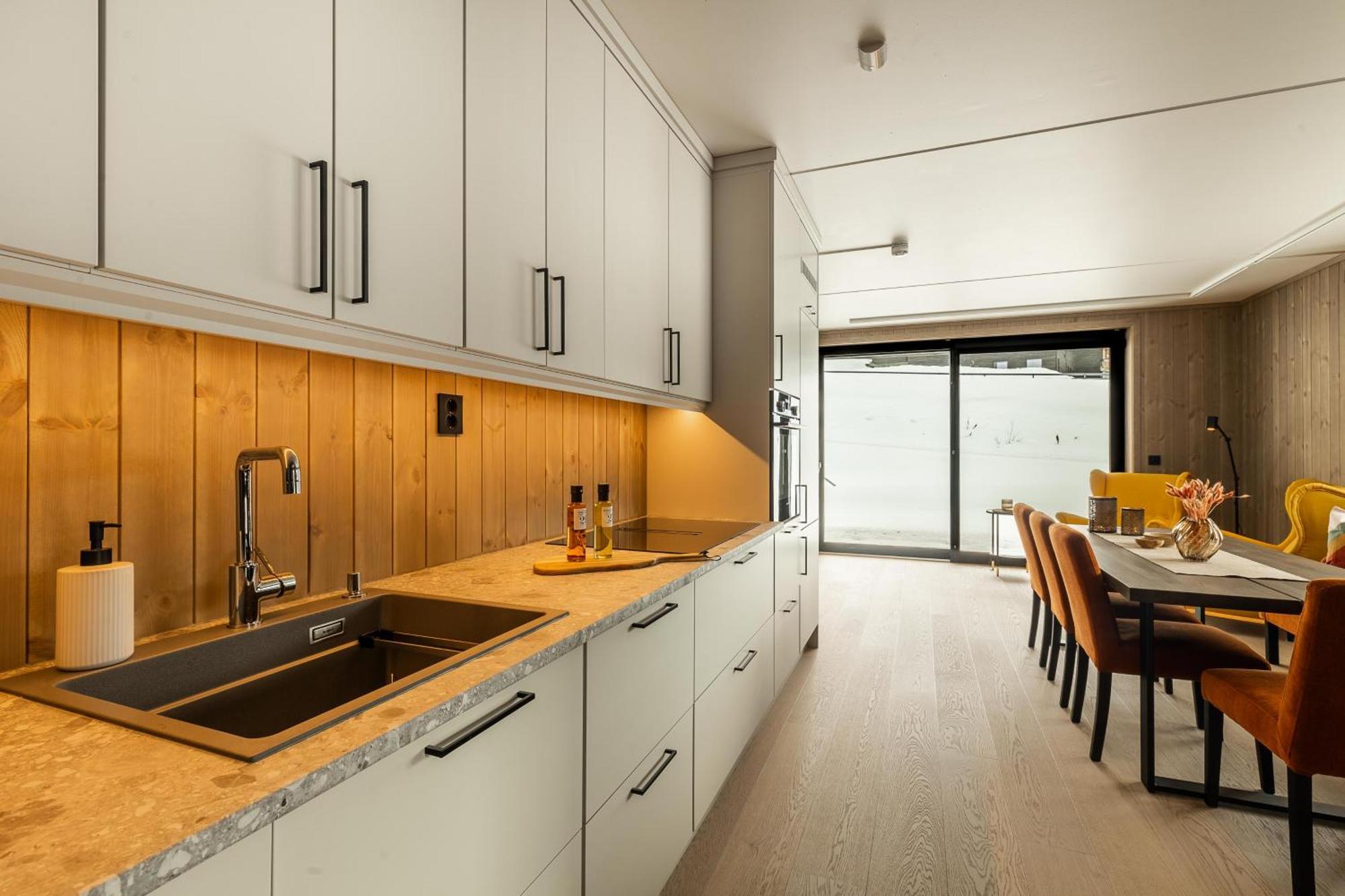 Helt Ny I Hemsedal, Rett Ved Fyri - - Out Apartment